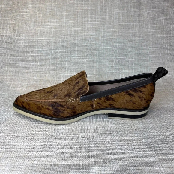 NEW Louise Et Cie Pointed Toe cow hair loafers size 6.5 (37) slip on shoes flats - Picture 2 of 10